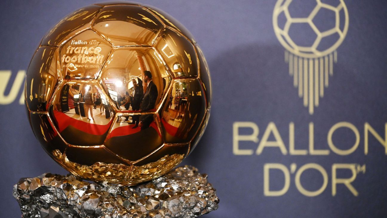 Bola de Ouro 2023: Bellingham vence prêmio Kopa, entregue ao melhor jovem  do mundo