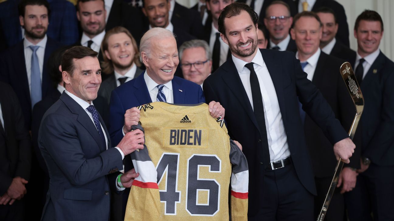 Golden Knights raise banner honoring Oct. 1 shooting victims, Golden  Knights/NHL