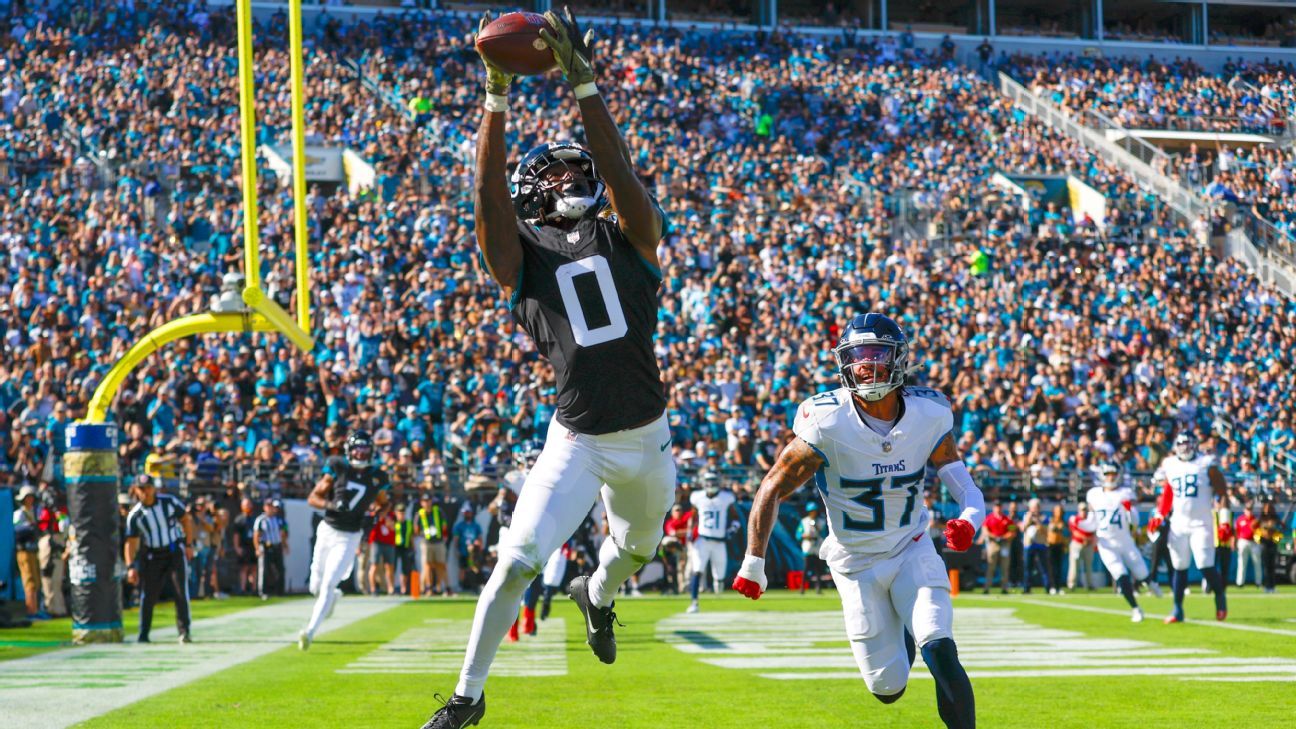 Fantasy football trade deadline: 16 players to deal for or trade away