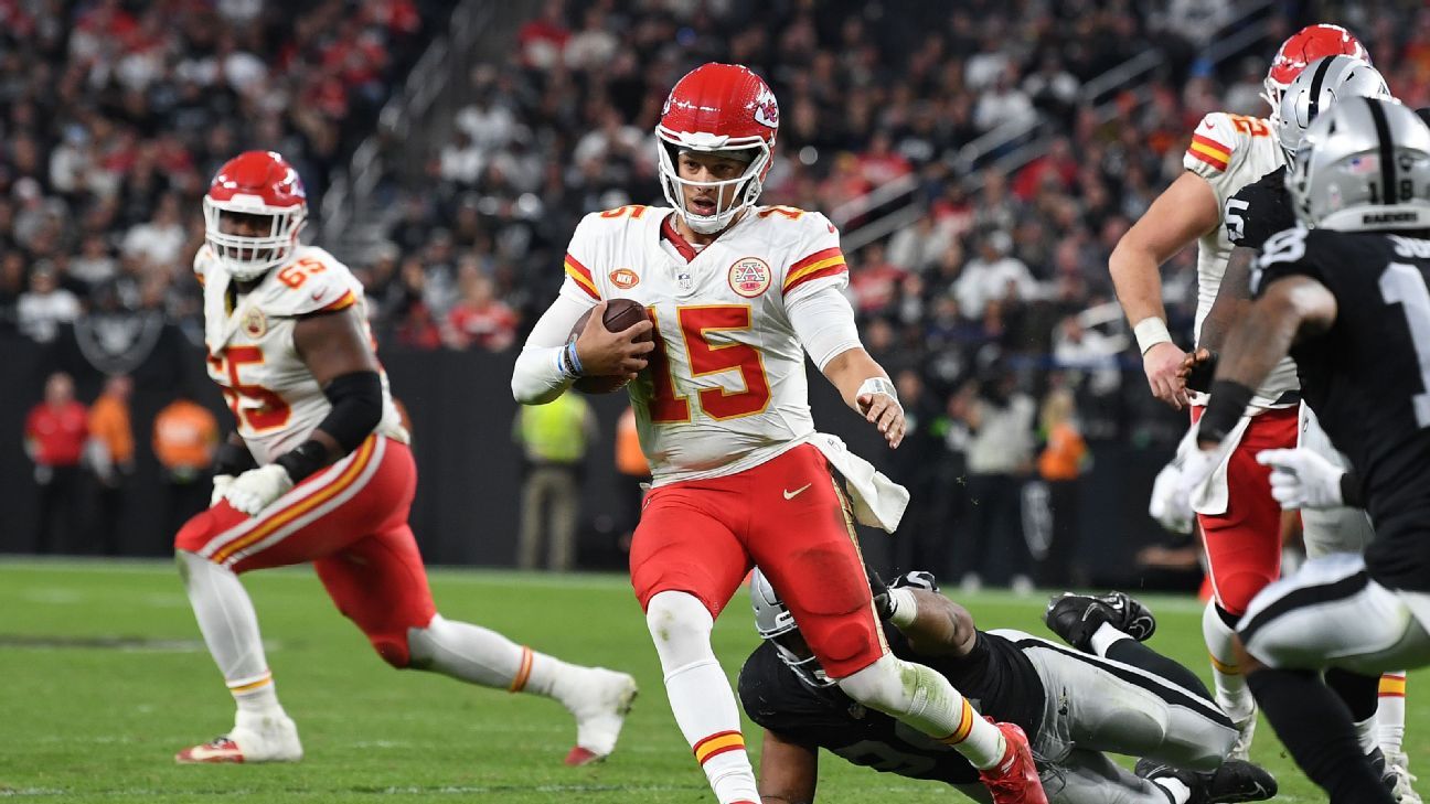 Mahomes e Chiefs limitam erros enquanto o ataque ronrona