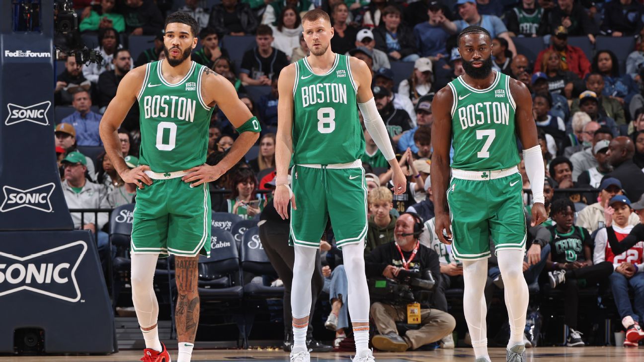 Gordon Hayward injury: Boston Celtics wing out vs. Detroit Pistons