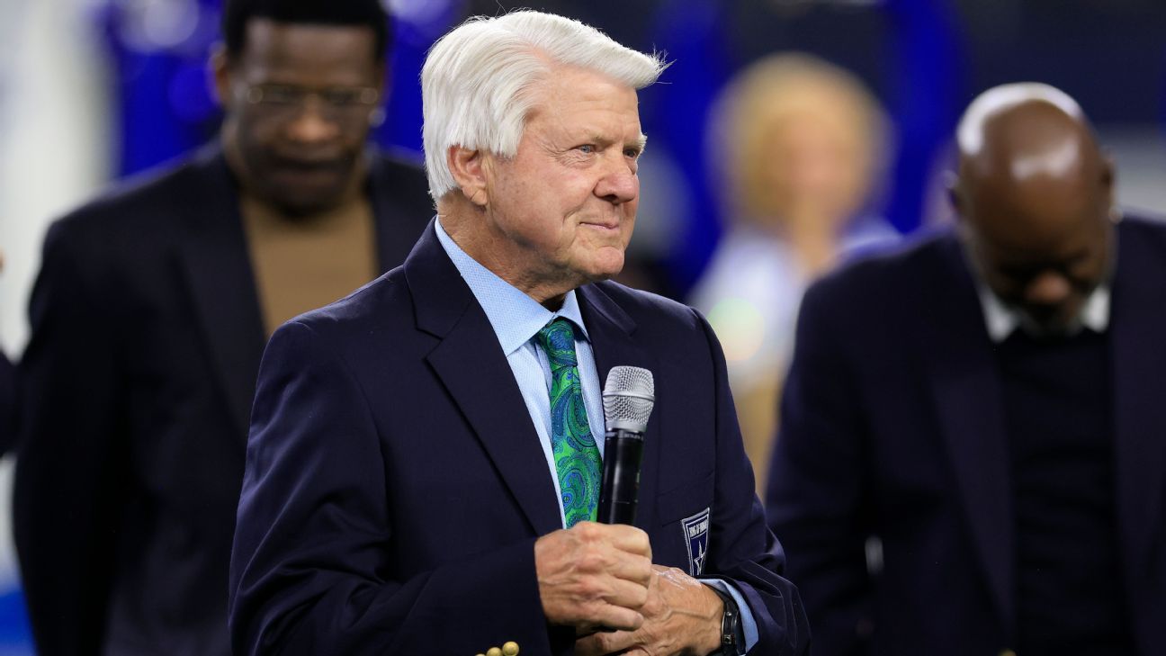 Jimmy Johnson 'proud' to take his place in Cowboys' Ring of Honor - ESPN