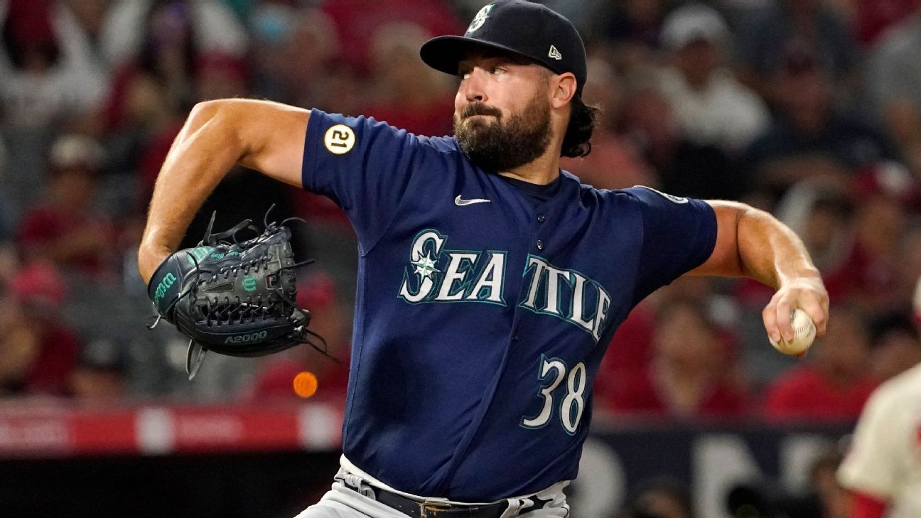 Giants trade with Seattle for Robbie Ray