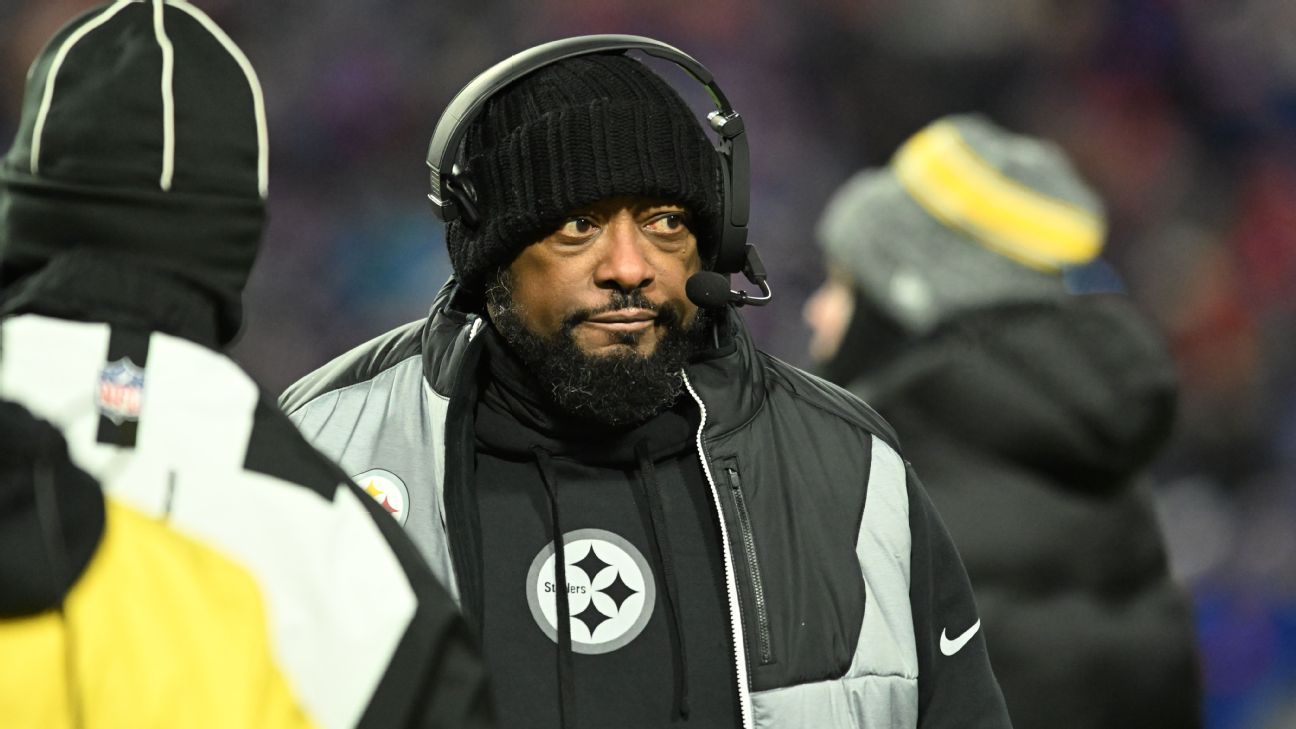 Steelers Mike Tomlin loopt het podium af vanwege contractvragen