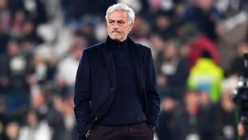 Besiktas president says club in talks to hire José Mourinho