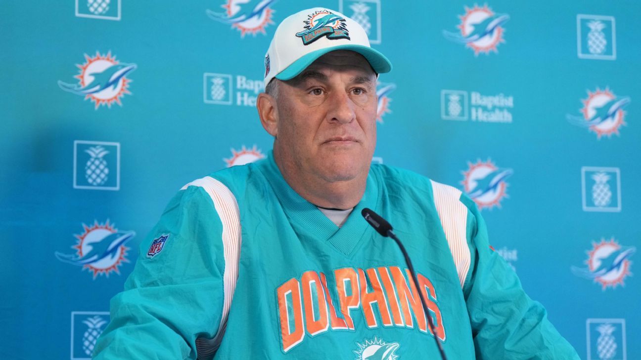 Vic Fangio, quien salió como Dolphins DC, se convirtió en el principal objetivo de los Eagles