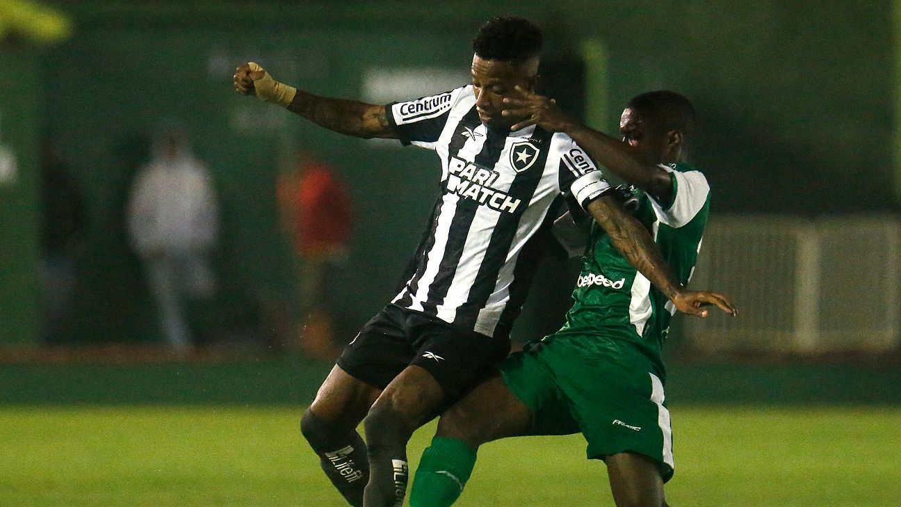 Debaixo de temporal, Botafogo cai para o Boavista e perde 100% de ...