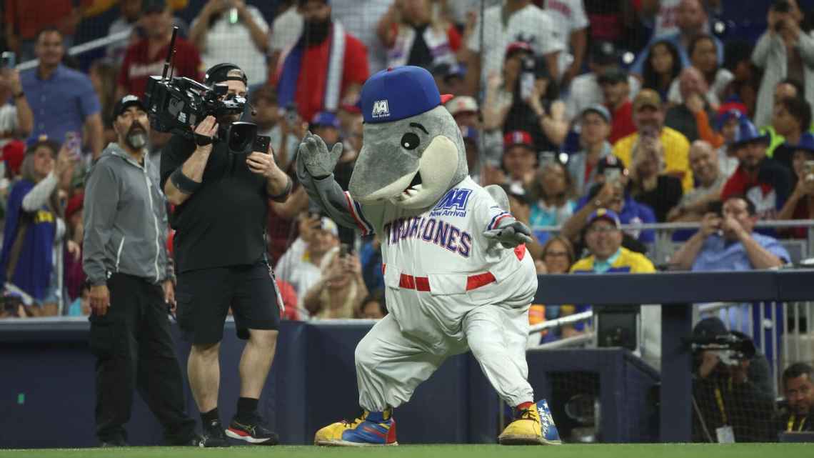 ¡Venezuela Campeón! Tiburones derrota a Licey y gana su primera Serie del Caribe
