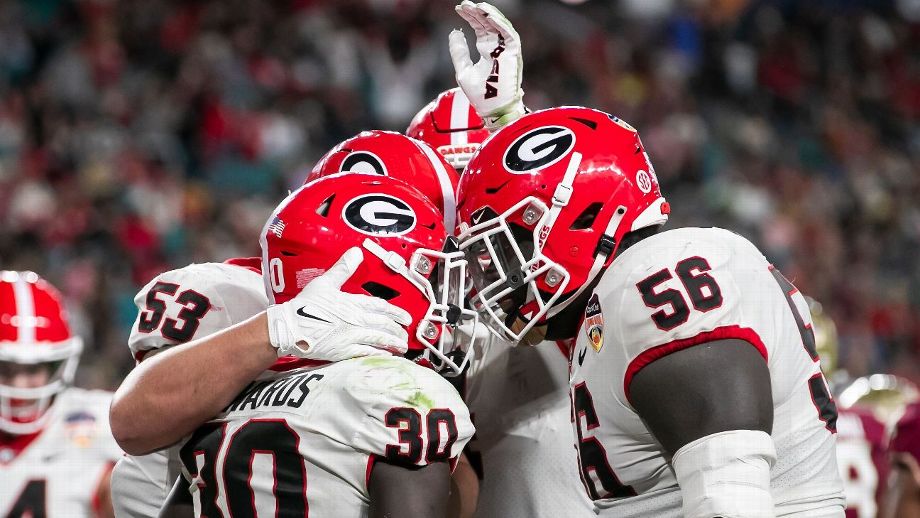 College Football Playoff : Espn maintient les droits jusqu'en 2032 La chaine américaine prolonge de six ans son contrat de diffuseur des playoffs de la plus grande compétitions de football américain universitaire