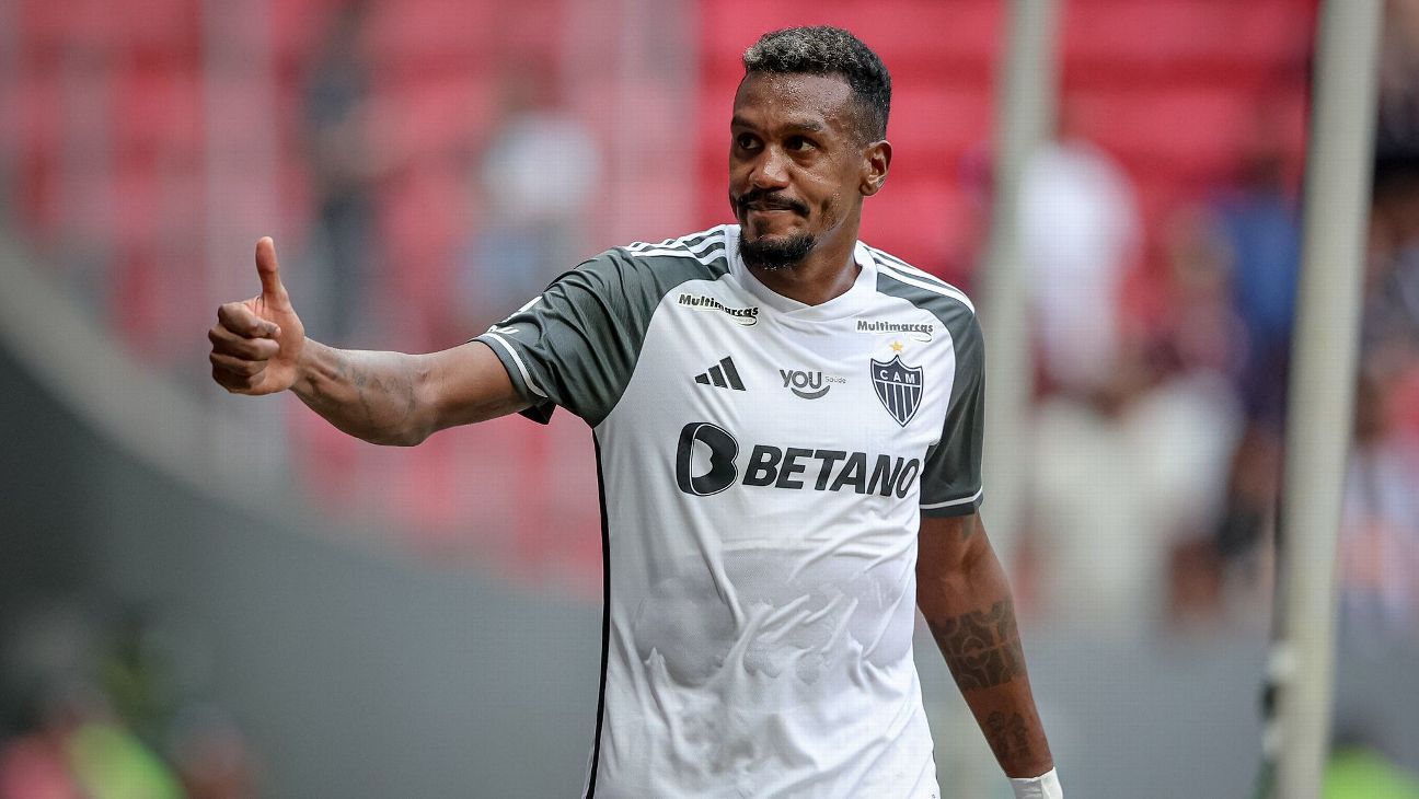 Grêmio fecha contratação de Edenilson e encerra movimentações de última hora.