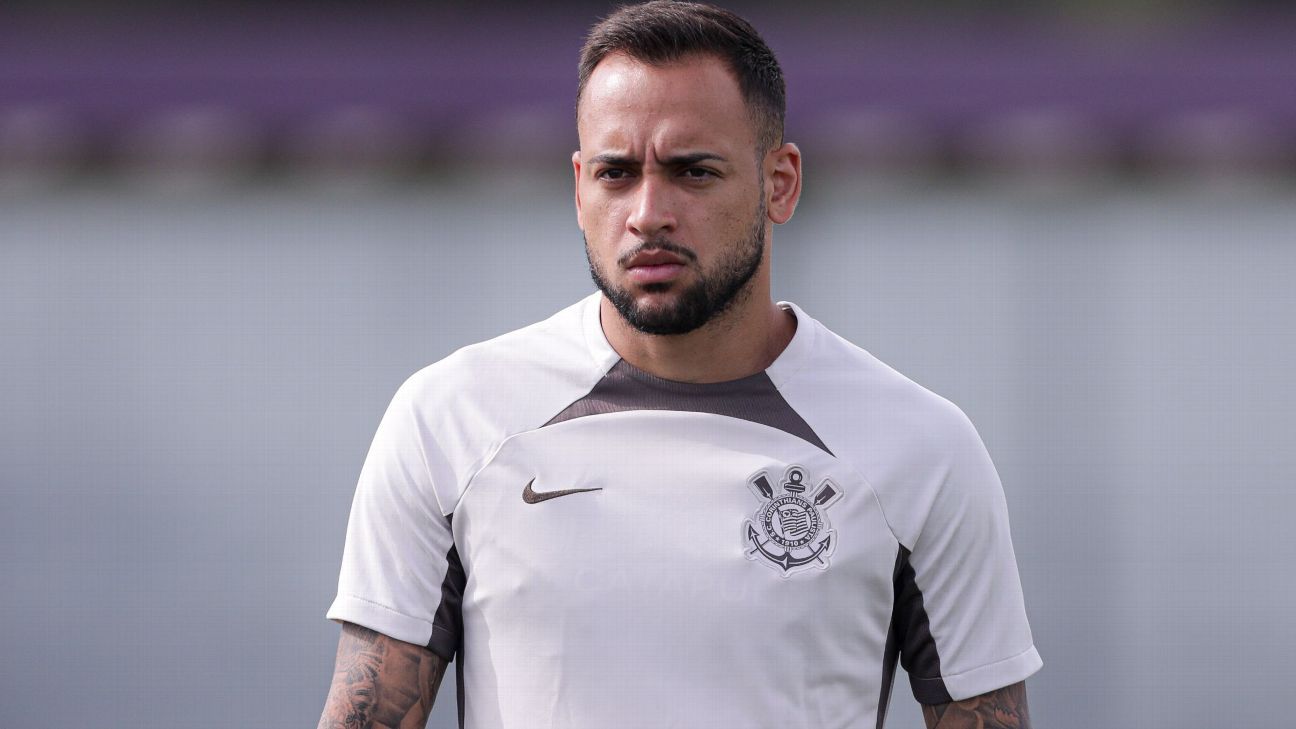 BAIXA NO INÍCIO! Maycon retorna ao Corinthians somente em fevereiro