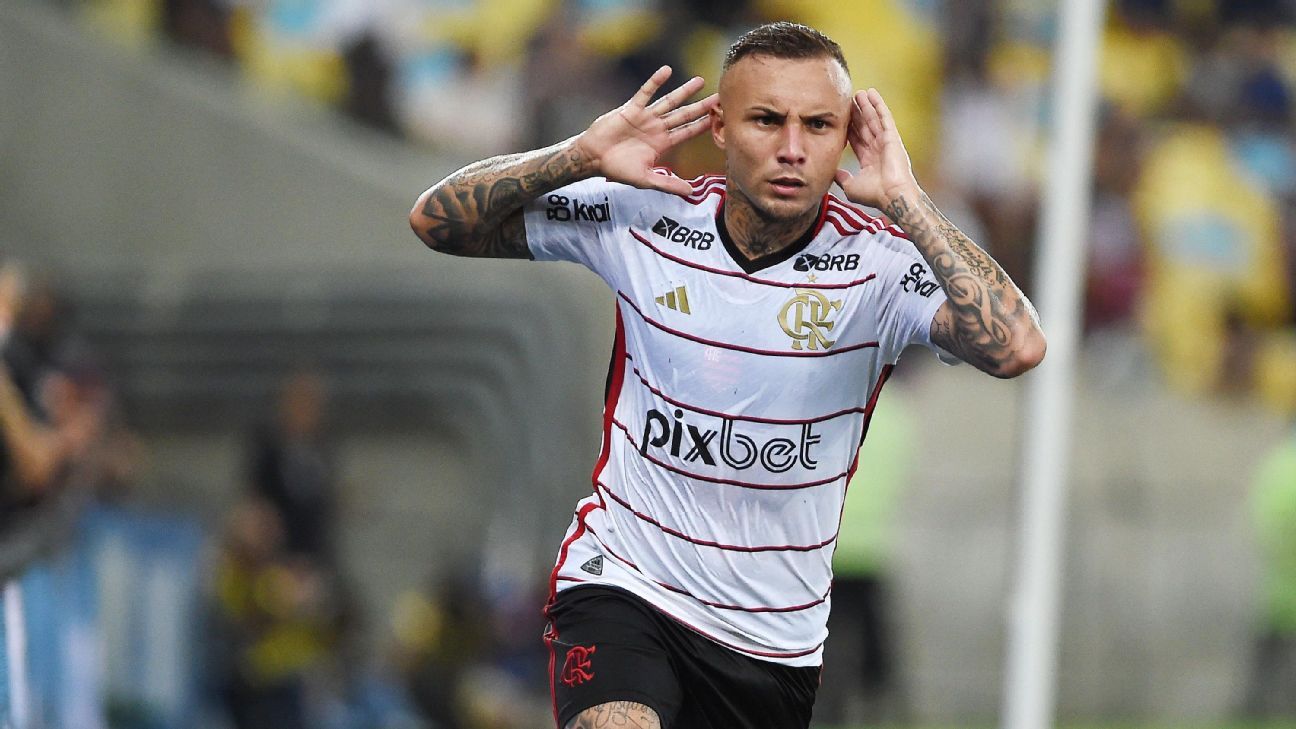 Falta de honestidade de técnicos anteriores impactou má fase do Flamengo, diz Cebolinha.