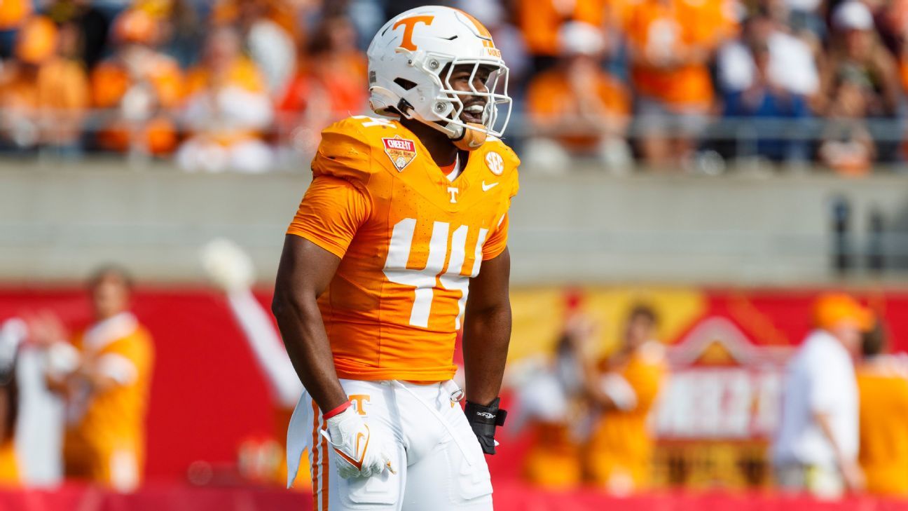 Tennessee leading tackler Herring entering portal