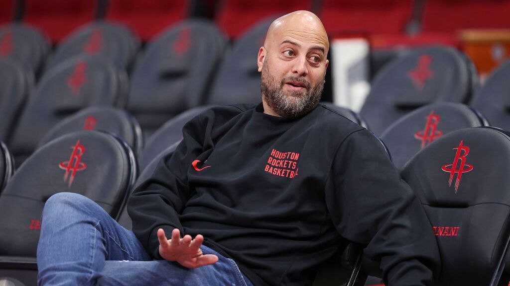 Sources: Rockets GM extended on multiyear deal