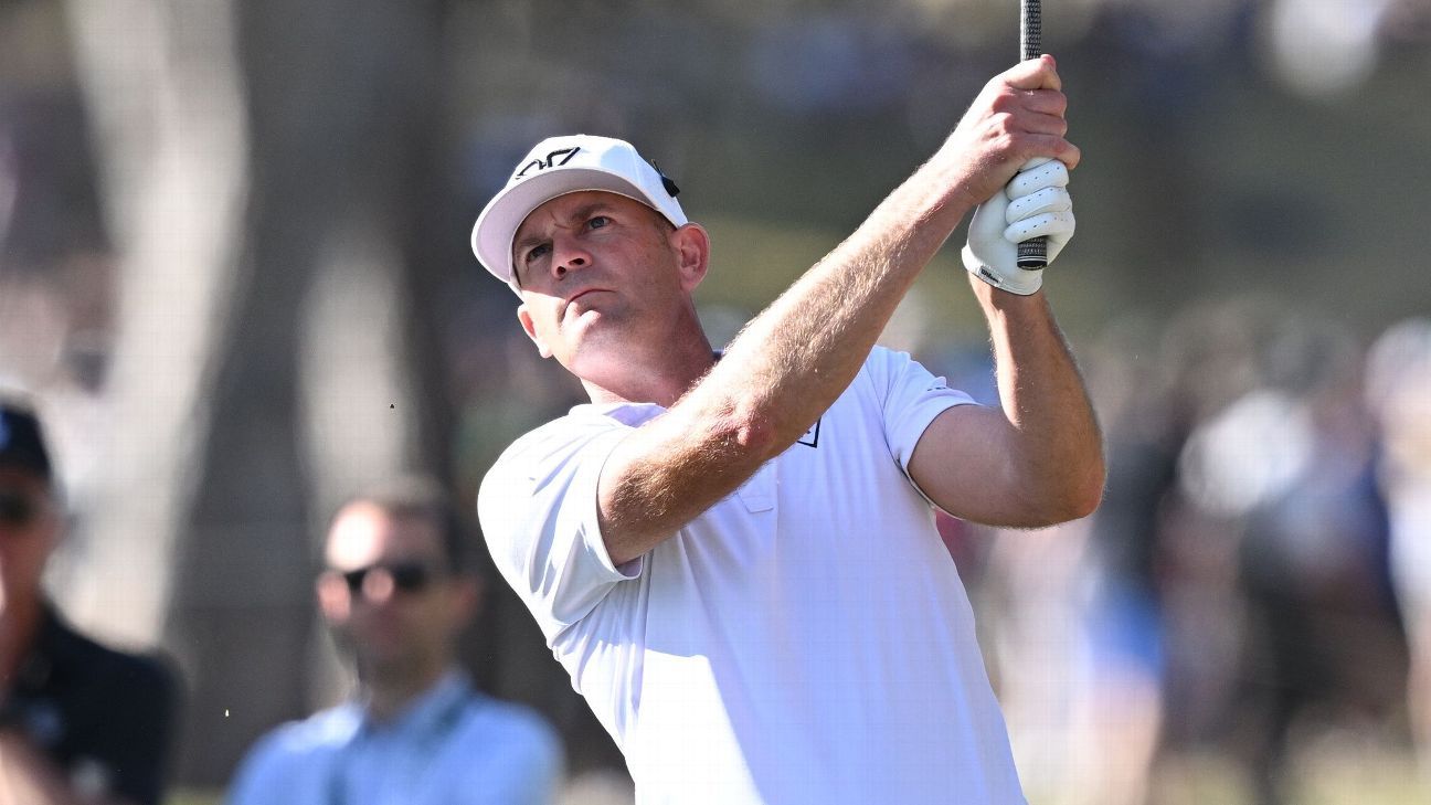 Brendan Steele holds off Louis Oosthuizen to win LIV Adelaide