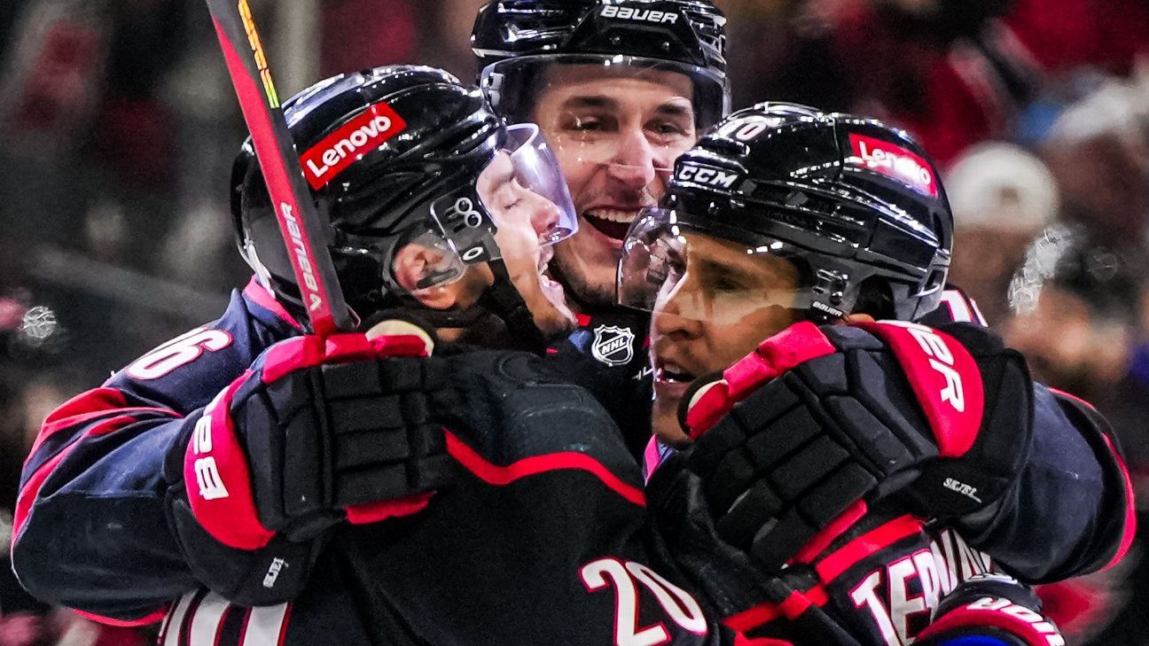 Canes stay alive as Rangers drop 1st playoff game