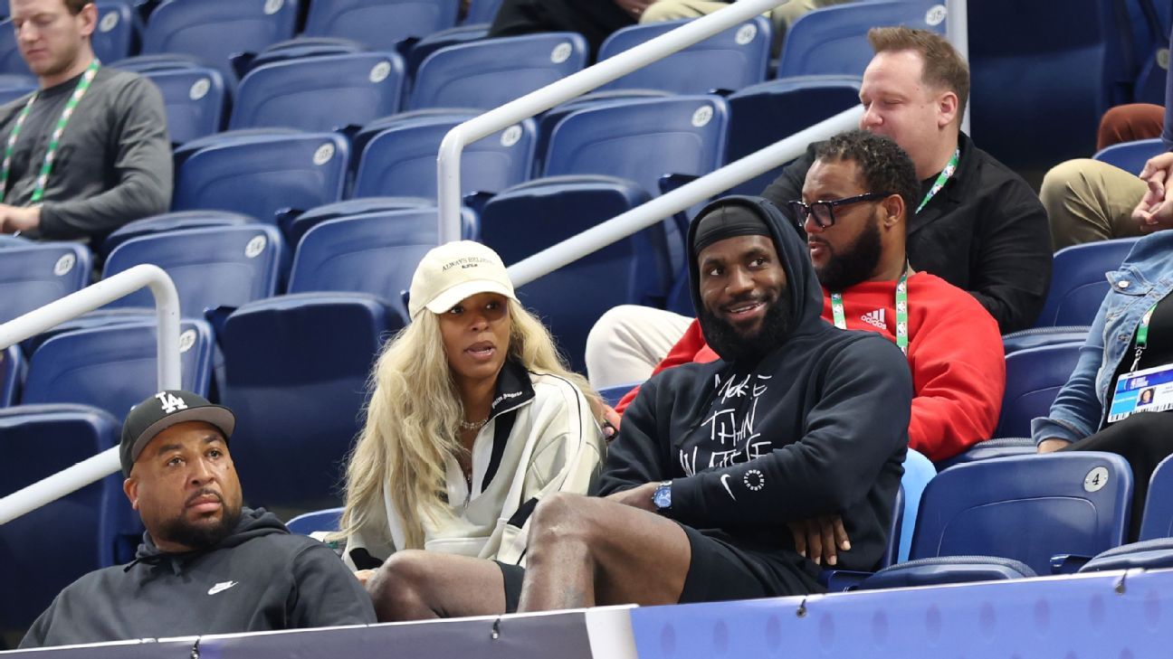 LeBron James shows up to watch son Bronny at NBA draft combine - ESPN