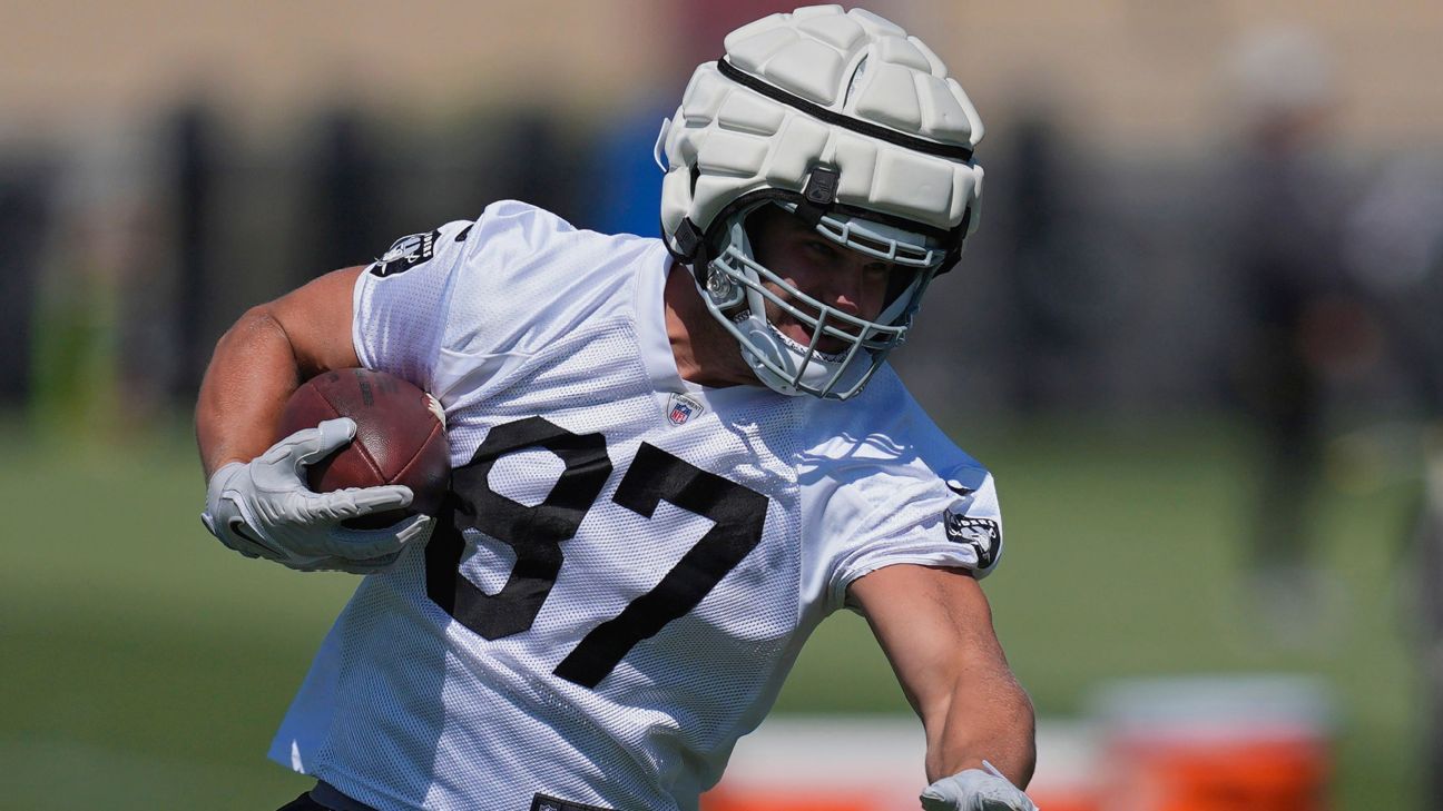 Raiders TE Michael Mayer ready to work with Brock Bowers ESPN