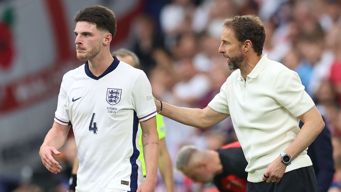 Euro 2024: England squad want Southgate stay till 2026
