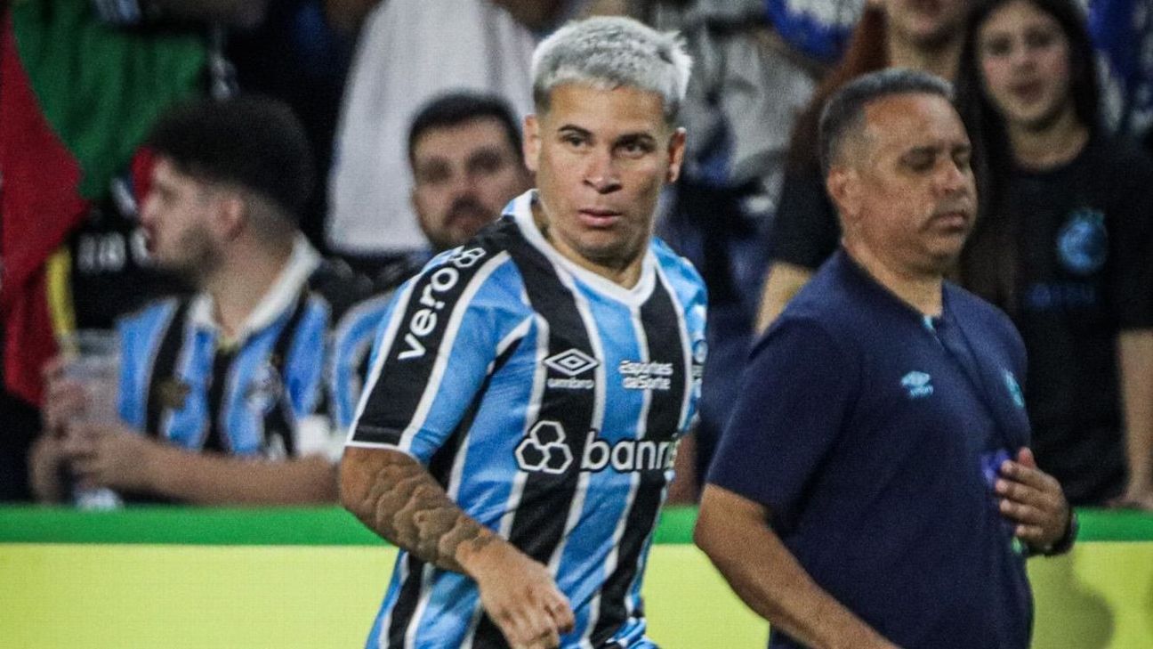 Soteldo brilha na Arena Condá e Grêmio supera Vasco, saindo do Z-4.