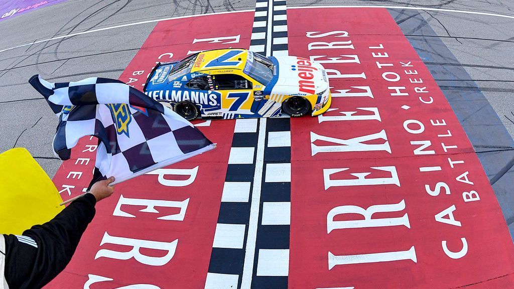 Allgaier pulls away to win Xfinity at Michigan