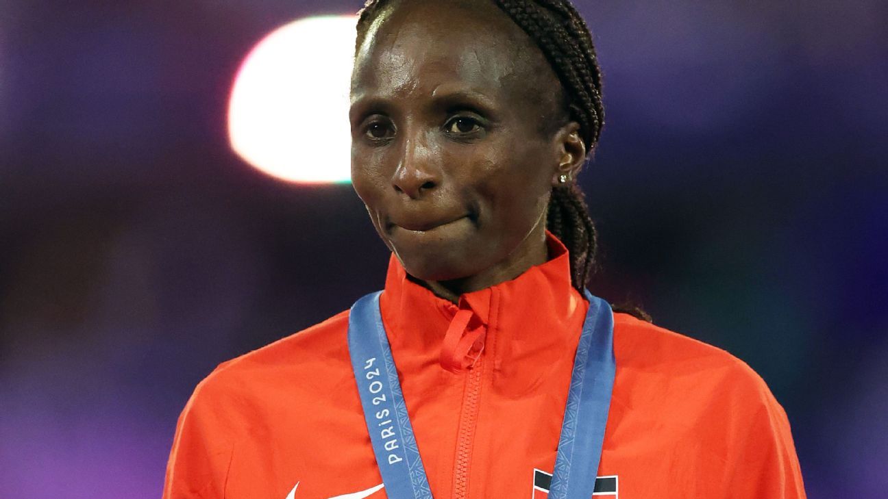 Obiri Breaks NYC Marathon Record; Kipruto Wins