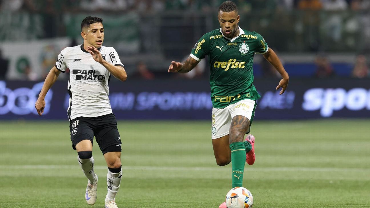 Abel defende Caio Paulista e critica imprensa por confusão no Palmeiras.