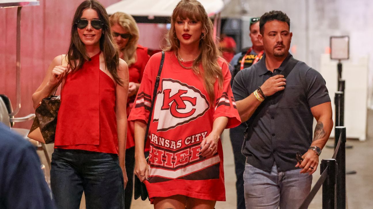 Taylor Swift comes to support Travis Kelce at the Bengals-Chiefs