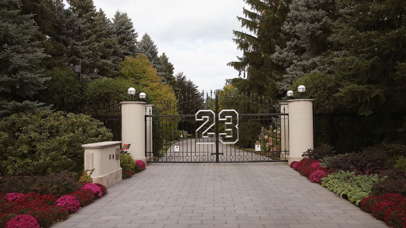 Michael Jordan's estate in Illinois after 12 years under contract