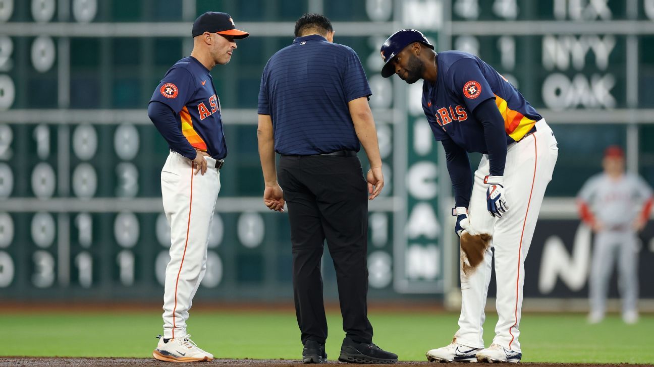 Astros' Alvarez out for M's series with knee sprain