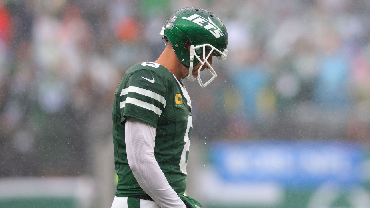 Aaron Rodgers regrets the Jets’ mental mistakes in loss to Broncos