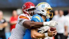 Chiefs rush to rebuild defense around veteran Chris Jones