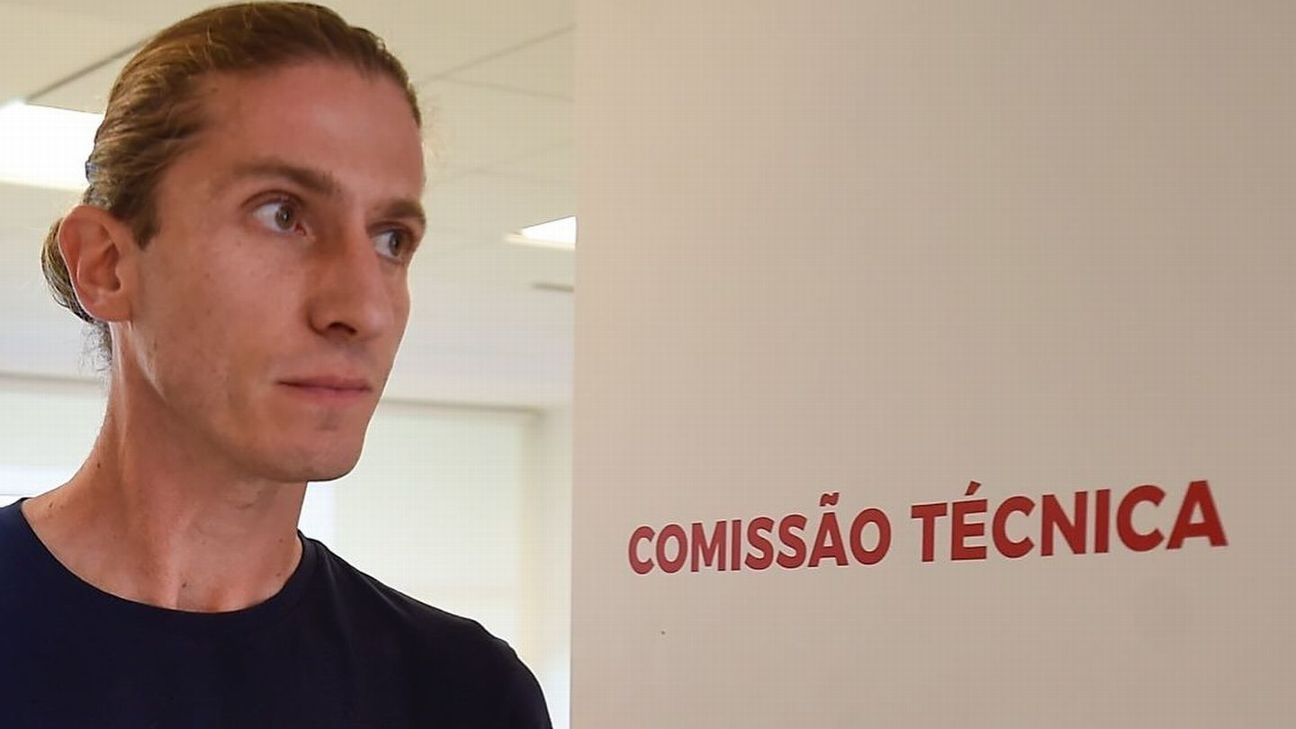 Filipe Luís planeja mudanças e cobra postura incisiva no Flamengo