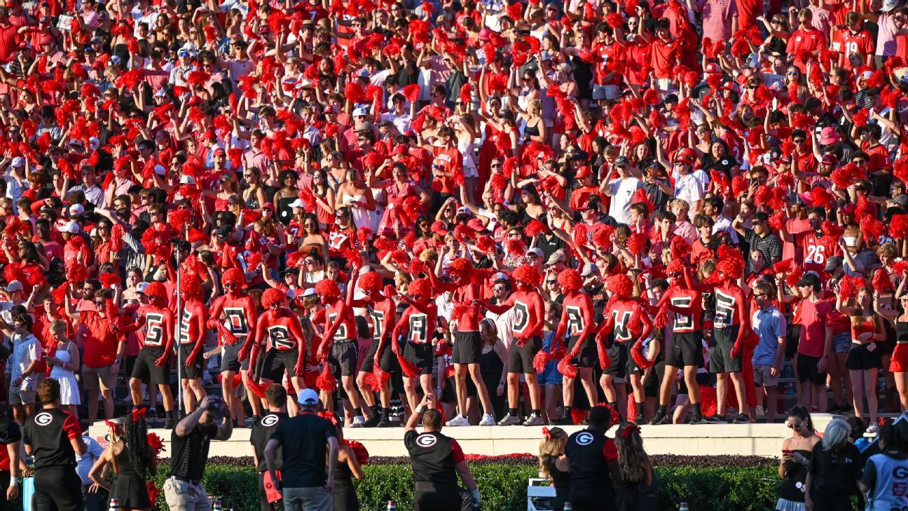 Kirby Smart wants Georgia fans to be louder and help them improve the home game