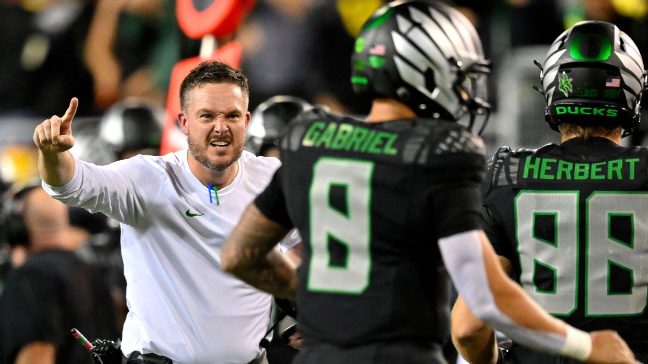 NCAA Closes Loophole On Oregon Ducks' Intentional 12-Man Penalty vs. Ohio State