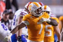 Suspension of Vols LB Arion Carter reduced to 1 game, AD says