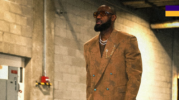 LeBron James tops NBA's opening night fashionable fits