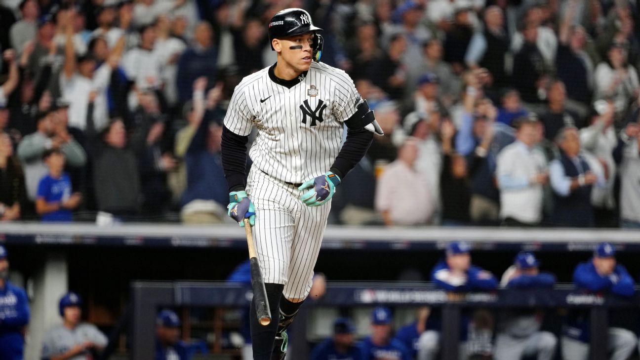 In Game 5, Yankees fans lifted their team up — even as it let them down