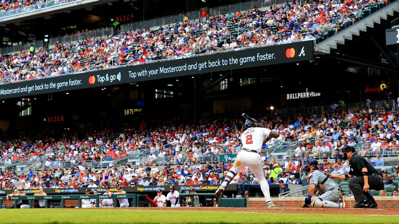 MLB free agency tracker: Keep up with all the moves as the offseason plays out