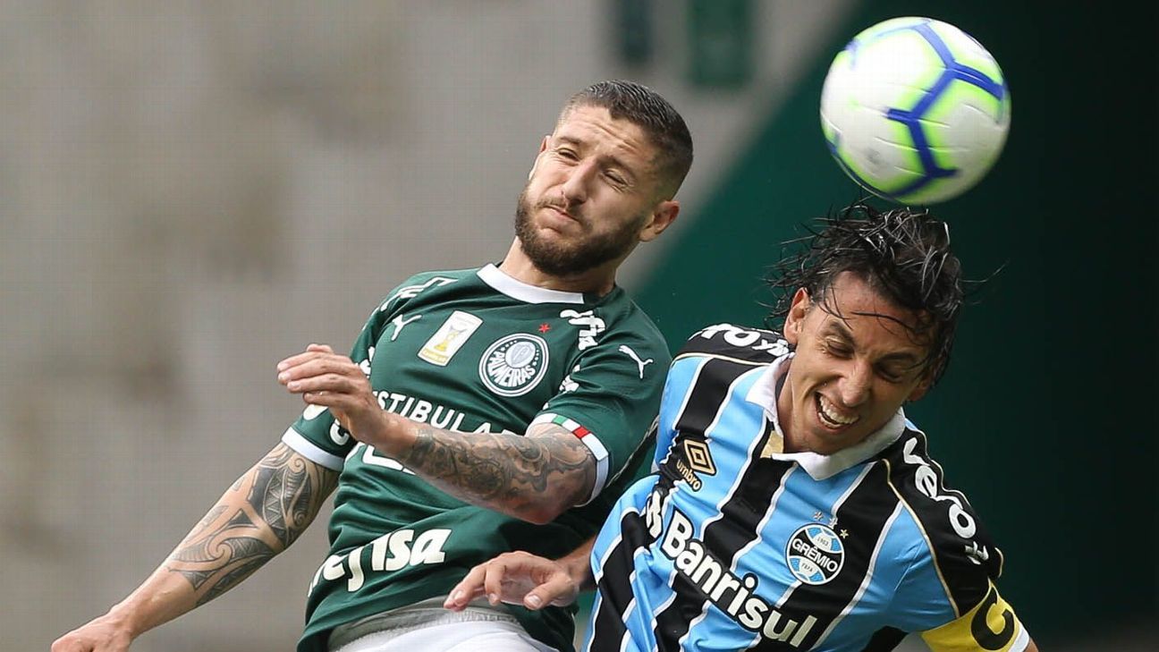 Título: Derrota histórica do Grêmio para o Palmeiras resulta em conquista carioca.