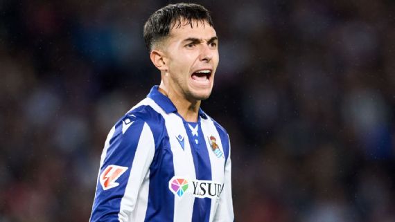 Zubimendi: Arsenal Links & Xabi Alonso Influence Martin zubimendi in action for real Sociedad.