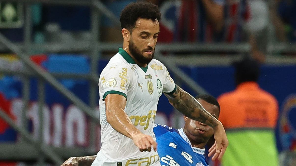 Abel Ferreira exalta Felipe Anderson e pede mais egoísmo no Palmeiras