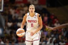 Delle Donne among legends in WNBA's Shooting Stars event