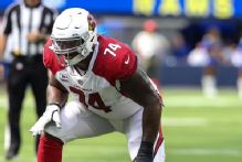 Commanders to sign veteran tackle Humphries, source says