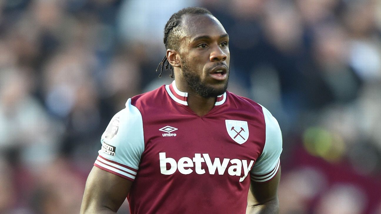 Antonio vows to return to football after car crash