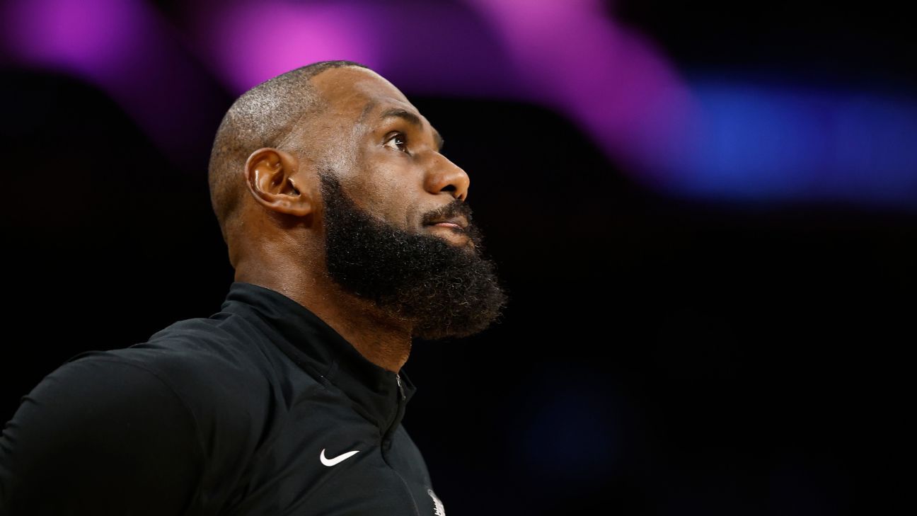 LeBron James é barrado em Lakers x Pacers por dores no tornozelo esquerdo