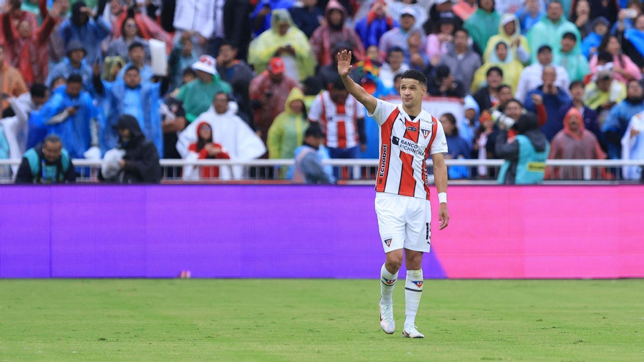 Alvo do Palmeiras na janela se encanta pelo clube: oportunidade irresistível.