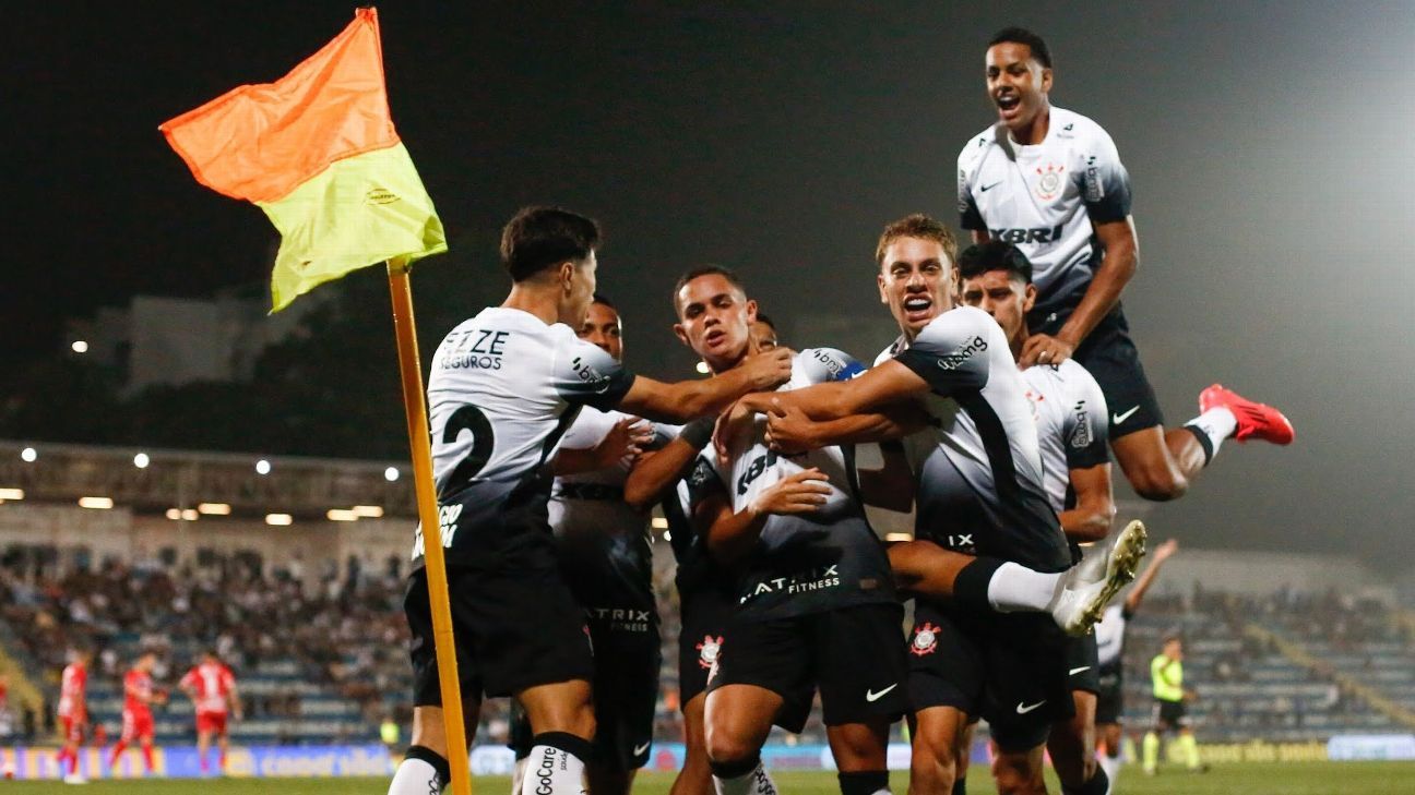 Assista aos Principais Jogos da Copa São Paulo de Futebol Júnior.