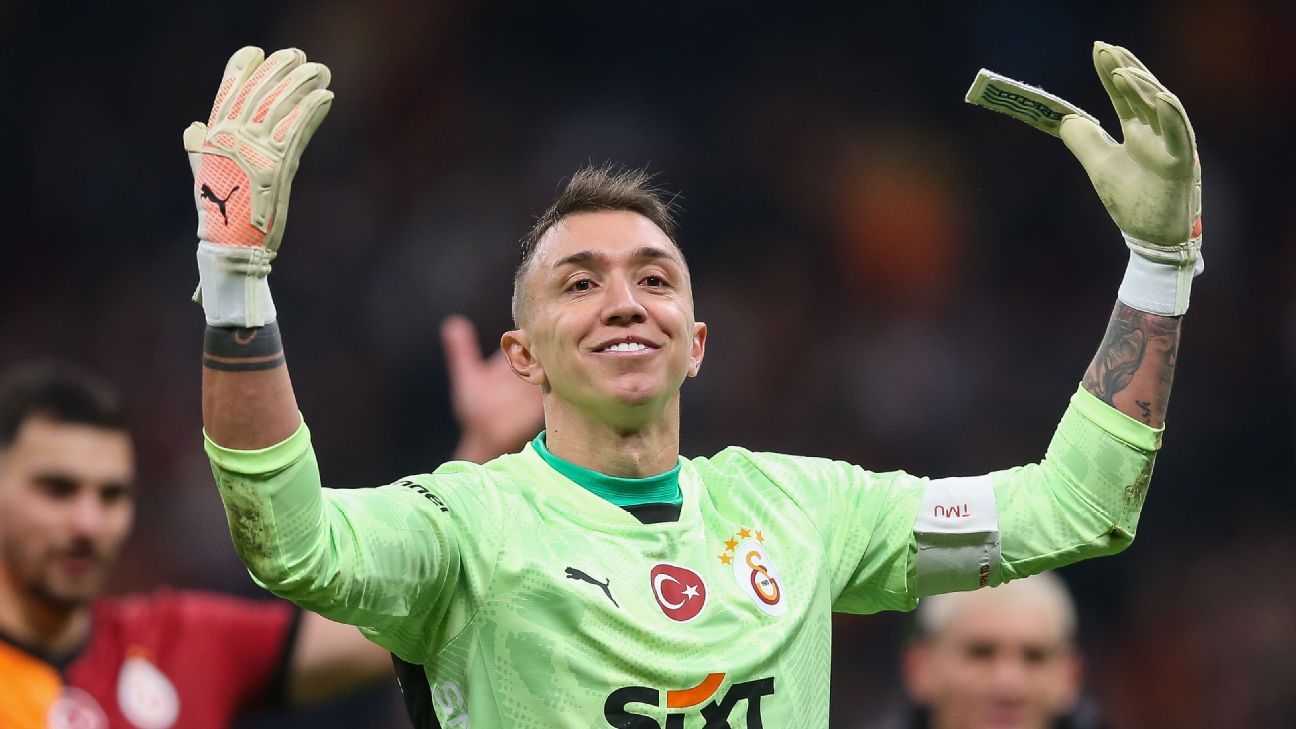 Muslera’s Historic Türkiye Moment