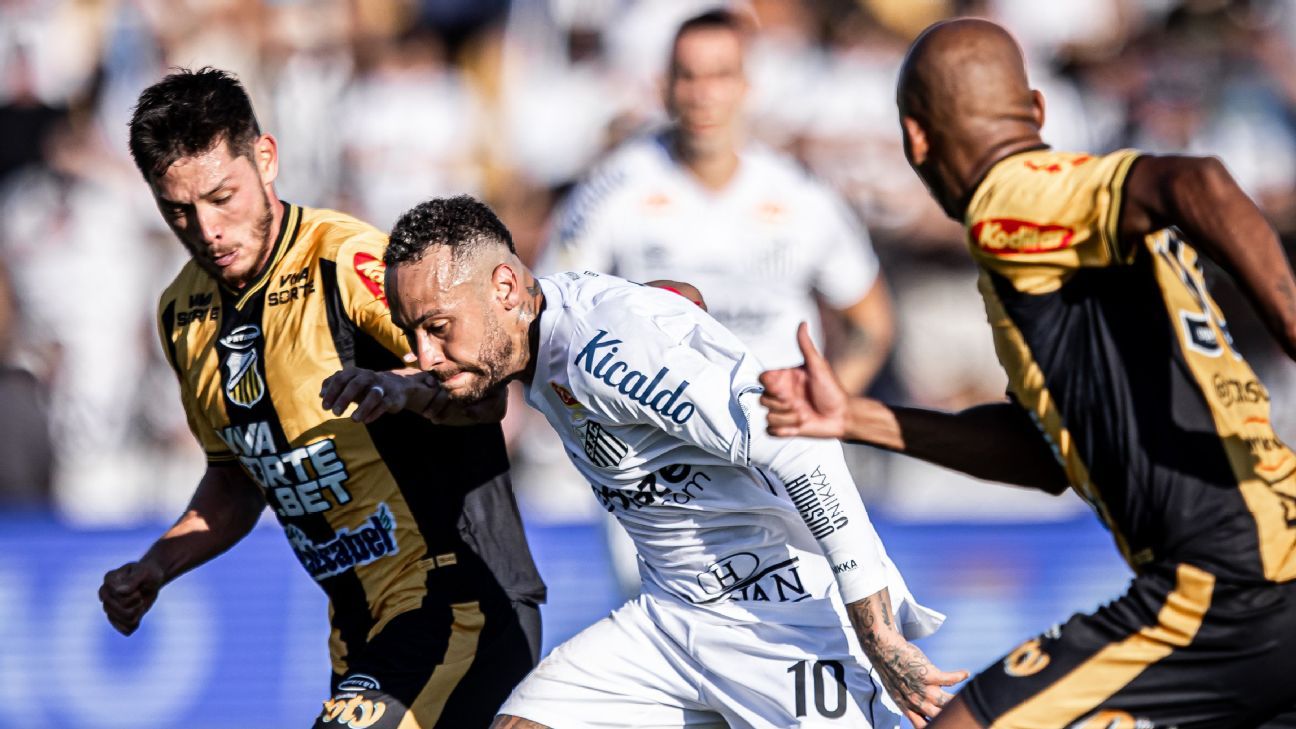 Neymar critica gramado do Novorizontino e manda recado antes de Corinthians x Santos: 'Quarta tem mais'